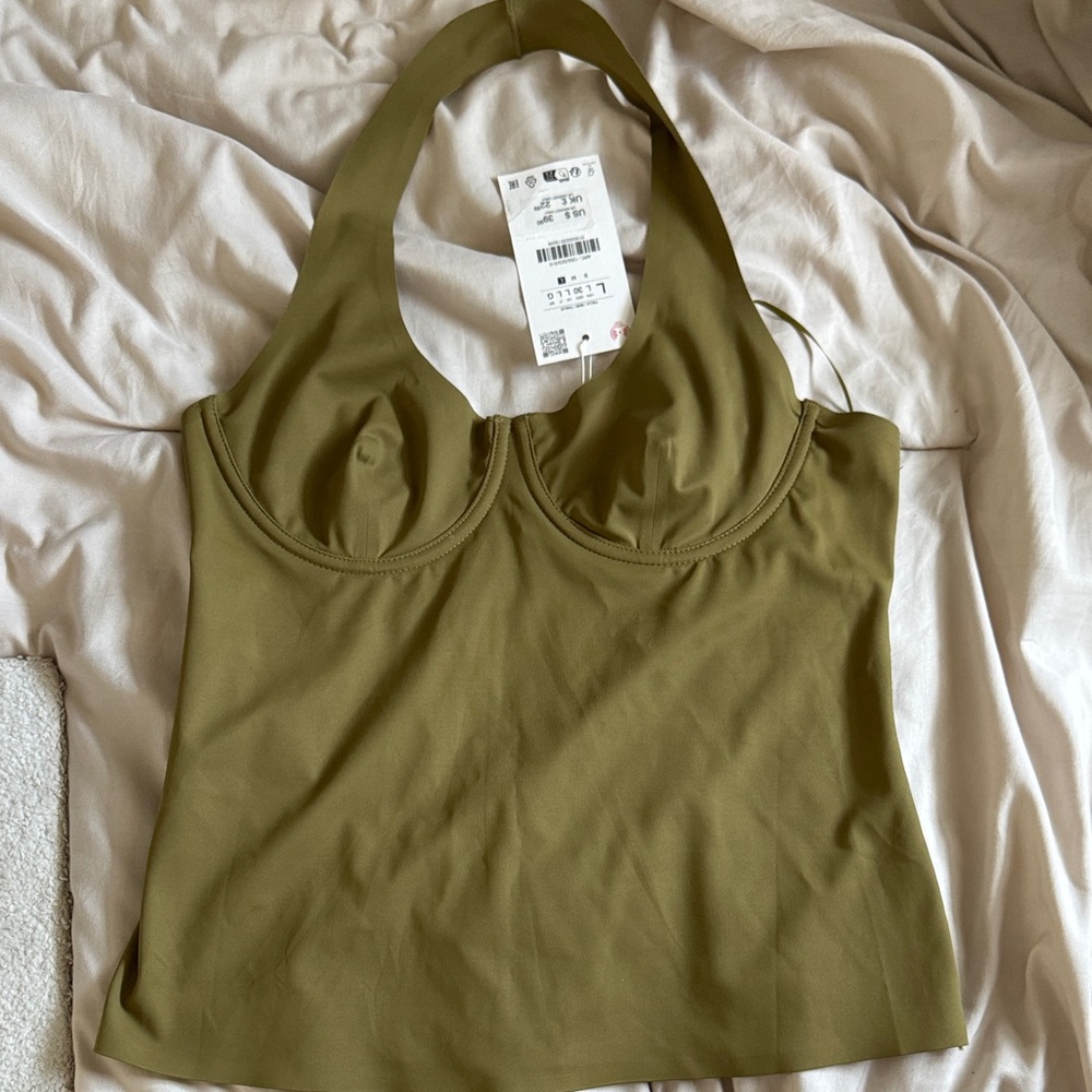 NEW W TAGS - Zara skims like top